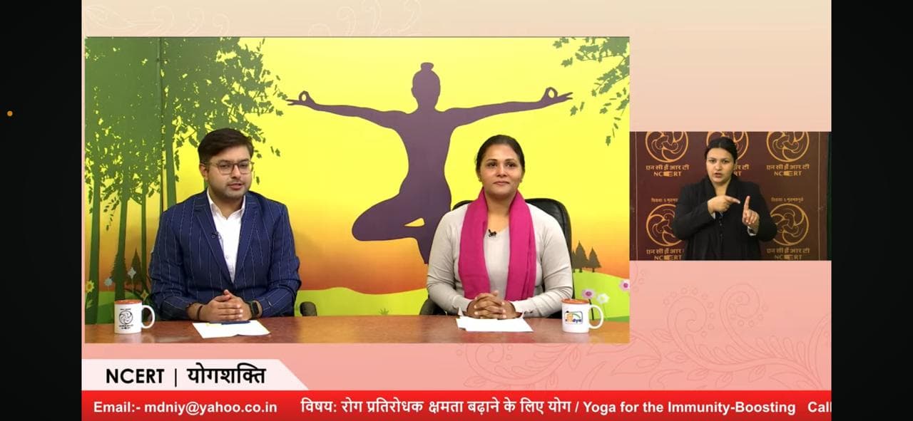 Yoga practice at Kalptaru Yog Vidyalaya 4